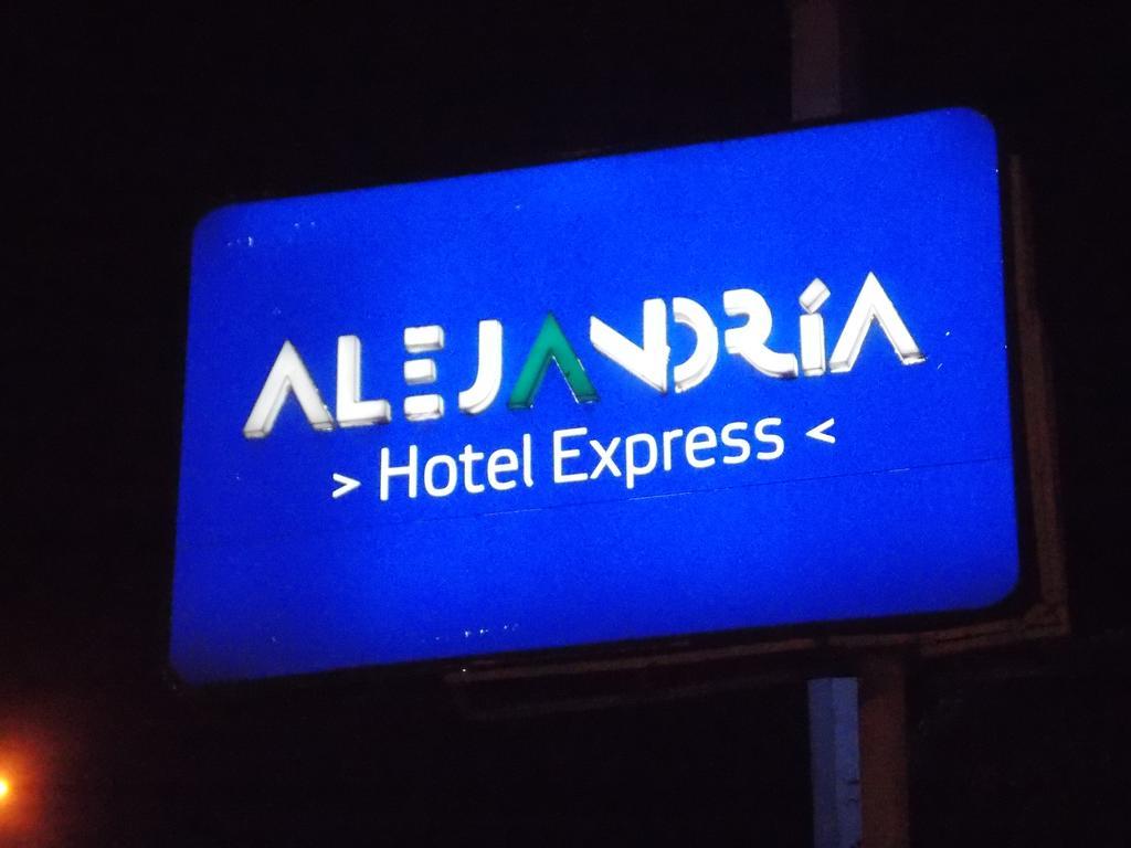 Hotel Express Alejandria Xalapa Kültér fotó